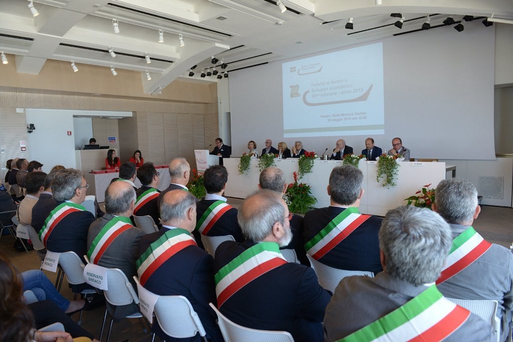 Camera di Commercio di Pesaro e Urbino premio fedeltà al lavoro weagentz